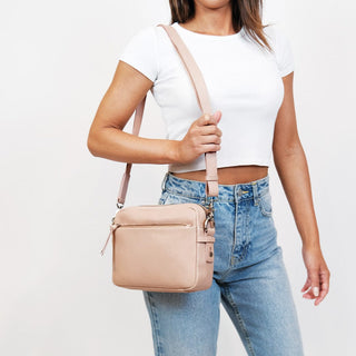 Crossbody Bag Blush / Leather GAP 01 BLSH GAP Leather Ladies Cross-Body Bag in Blush