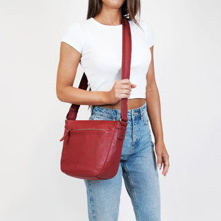 Crossbody Bag Red / Leather GAP 03 RED GAP Leather Ladies Cross-Body Handbag in Red